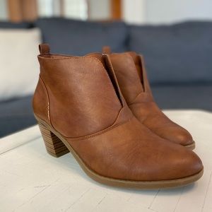 Kim Rogers Mercy Tan Full Zip Women’s Heel Ankle Booties Size 8